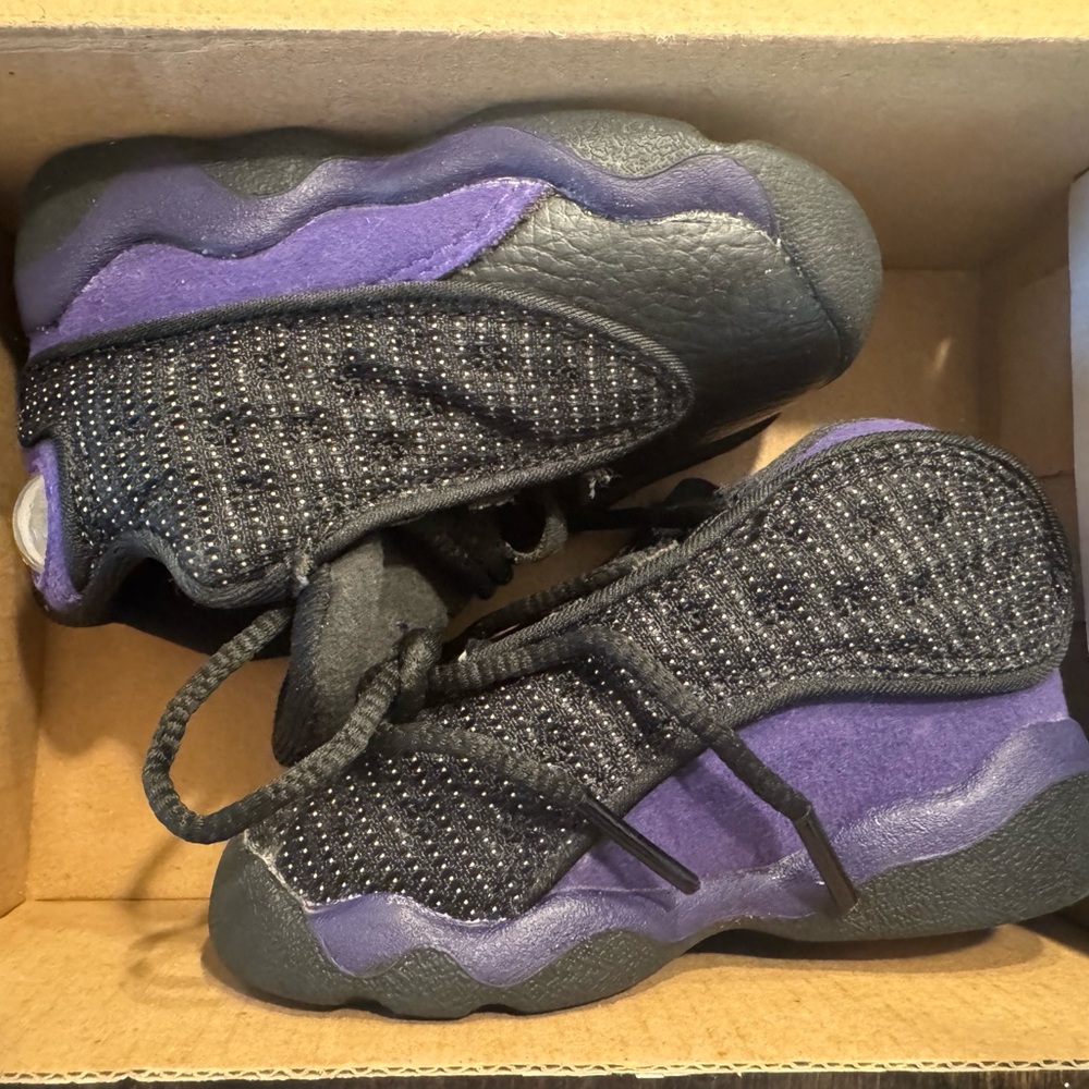 Baby Jordan Retro 13 Black, Court Purple, White-Size 4C